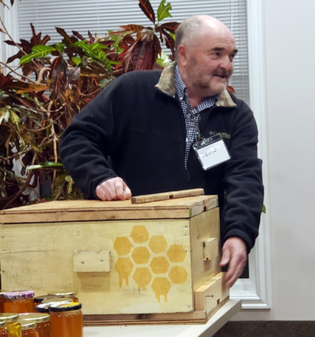 Prepping Honey Bees for Winter