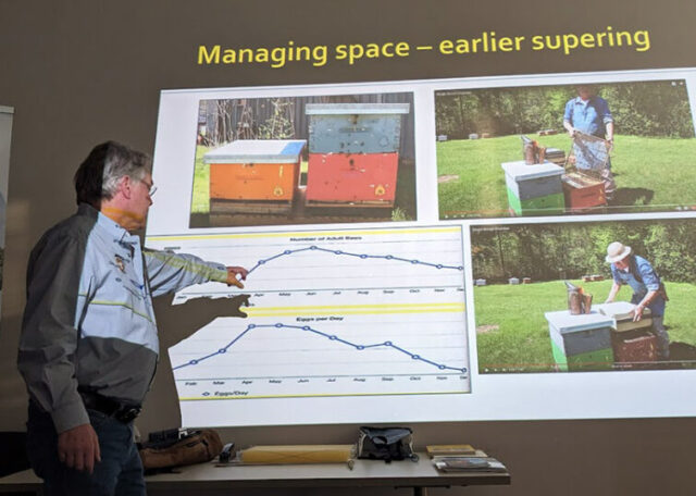 Paul Kelly – Honey Bee Research Centre University of Guelph